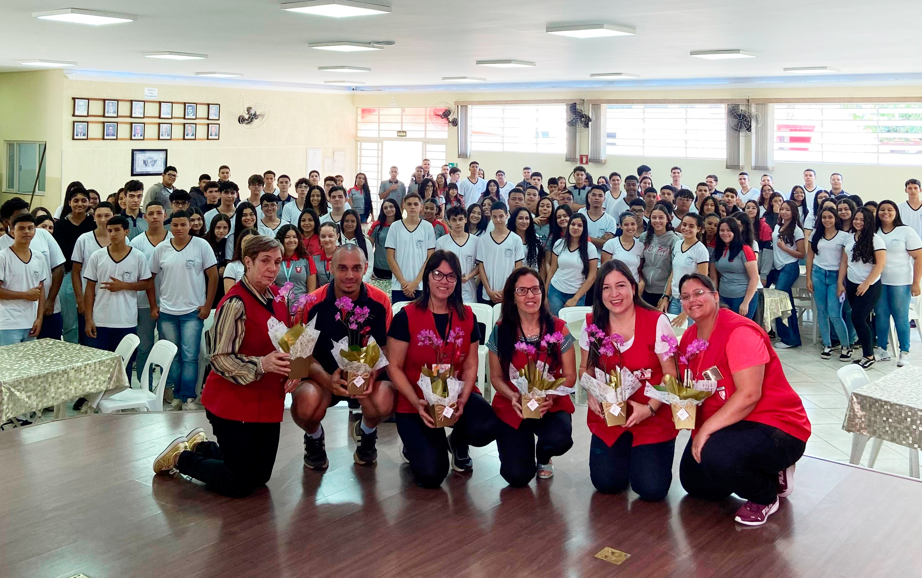 Imagem da notícia 'Homenagem para nossos queridos Professores'